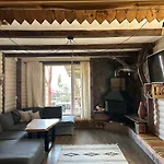 хатка у долині Hébergement de vacances Kossiv